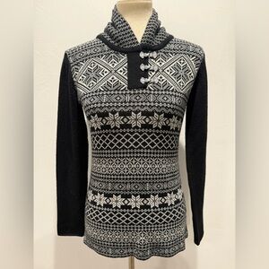 Obermeyer Black and White Patterned Sweater - Wool